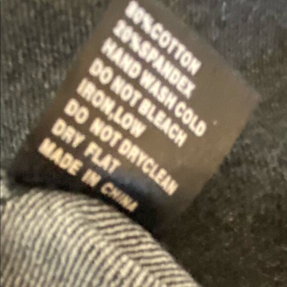 Nixon Asked Cash Black Distressed Denim Jacket with Raw Edge Design - Picture 7 of 7